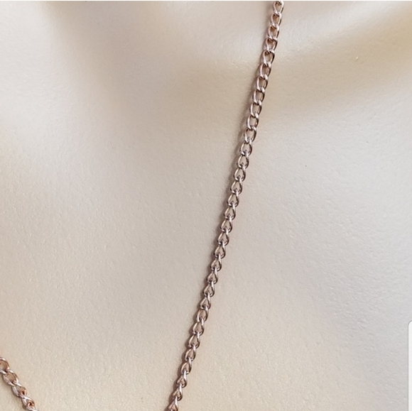 ROSE GOLD CRYSTAL HEART PENDANT NECKLACE - Picture 3 of 4